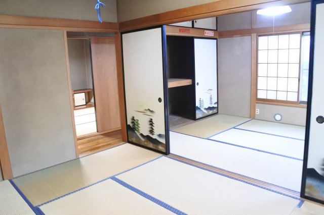 高塚新田1戸建て 2階和室