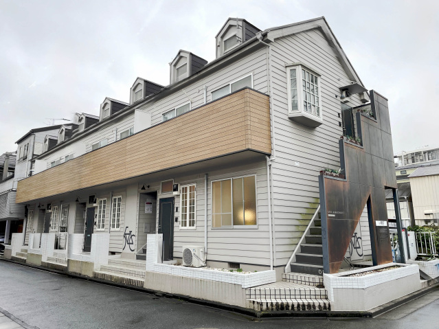 OWN APARTMENT 一之江の外観画像