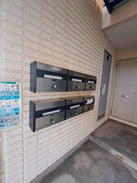 ストゥーディオ1階 部屋その他