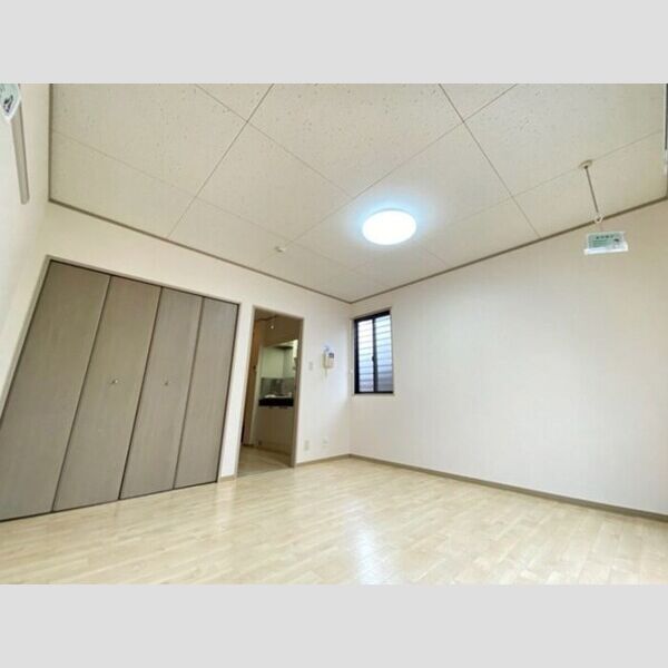 カサグランデ101号室 居室