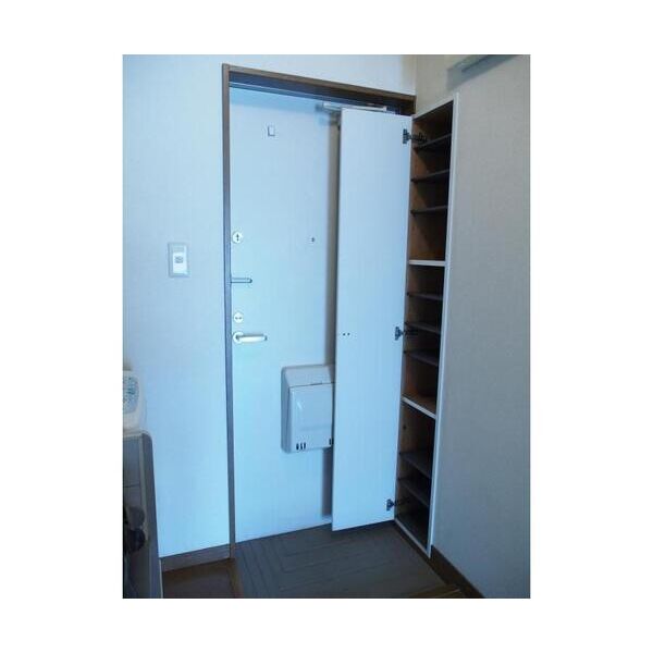 アイリス船橋 玄関