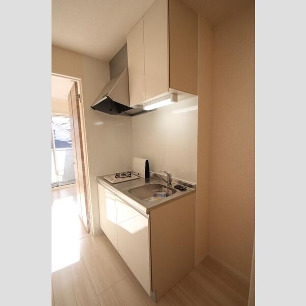 クレールコート井土ヶ谷201号室 1口ガスコンロ付きキッチン