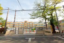 オープンレジデンシア中野中央3階 中野区立谷戸小学校