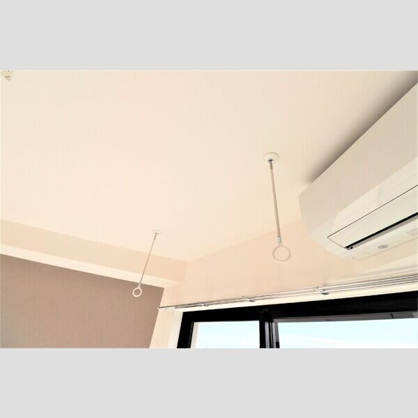 SOPHIA HILLS702号室 室内物干し金物