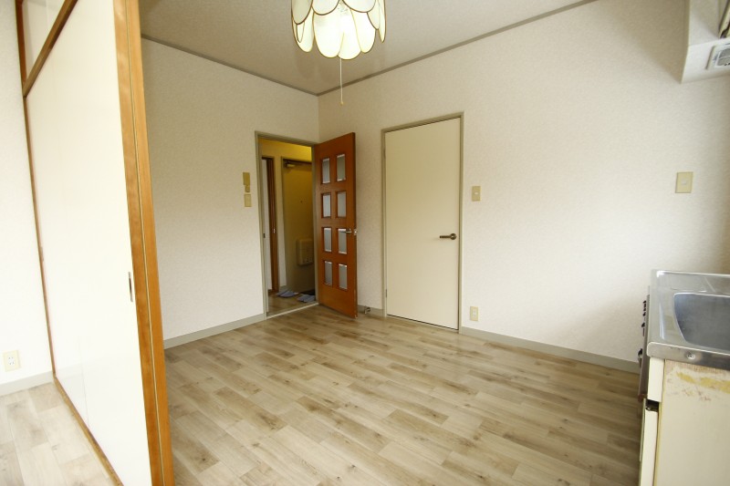 マンション東3階 部屋その他