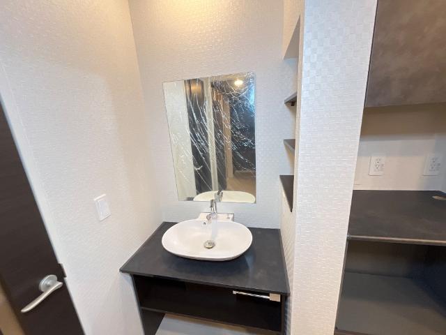 FOREST ODAWARA（フォレスト　オダワラ）302号室 洗面