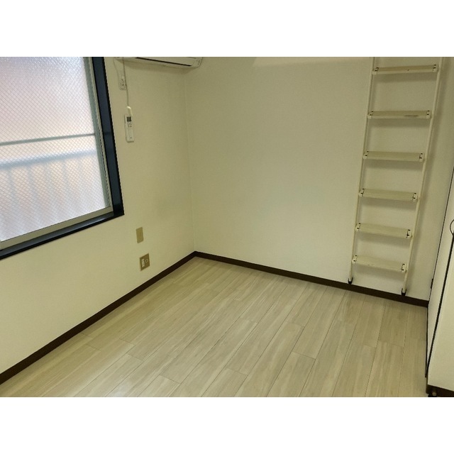 プラザ・ドゥ・アヴァン リビング