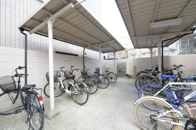 ＮＩＣアーバンスピリッツ鶴見Ⅰ7階 駐輪場