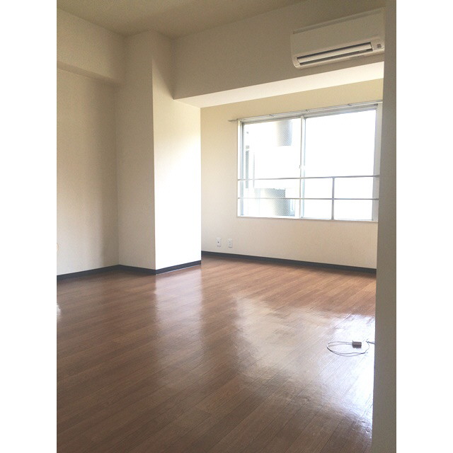 ストークマンション両国 リビング