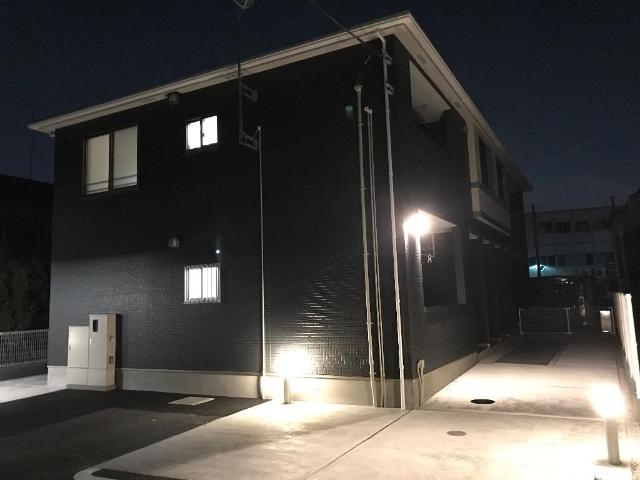 ティアラⅡ 外観写真（夜）