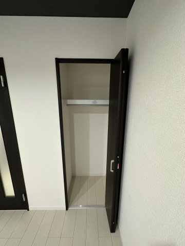 Beach Lagoon杉田103号室 収納