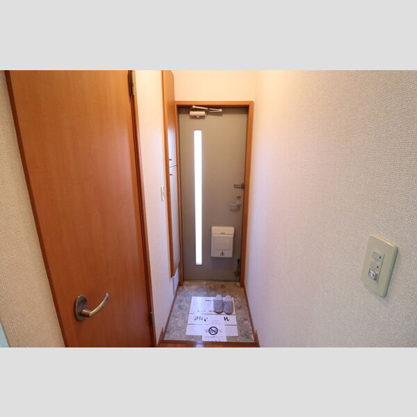 マノワールI 玄関