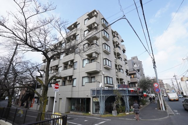 フェルテロアール祐天寺の外観画像