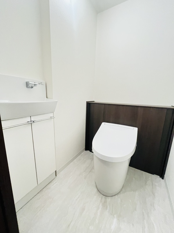 THE MAYFAIR12階 トイレ