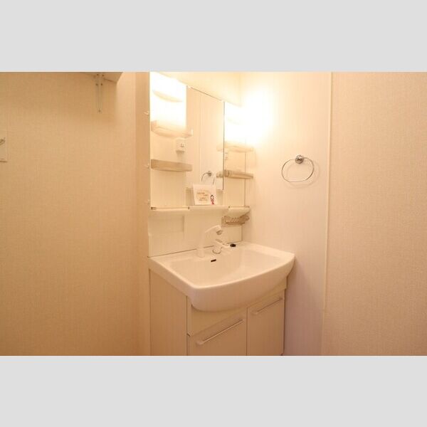 ステラ前ヶ崎103号室 洗髪洗面化粧台