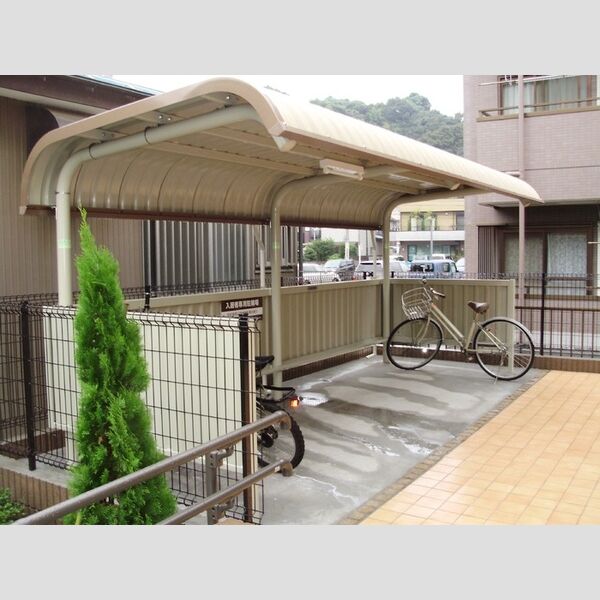 プリムベール 駐輪場