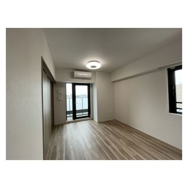 AIFLAT文京本駒込1007号室 リビングダイニングキッチン