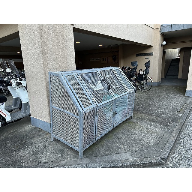 第2浜中マンション0301号室 外観