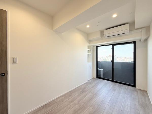 エレミ本蓮沼12階 リビング