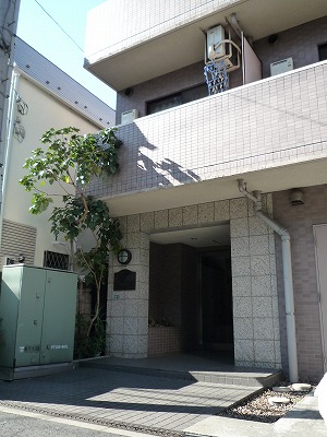 メインステージ中野坂上205号室 エントランス