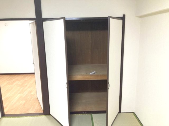 サニーヒルマンション 収納