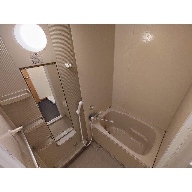 オリーブ上砂町102号室 お風呂