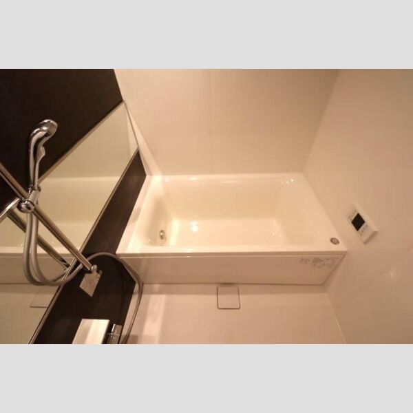 サンジョイアゼロ105号室 浴室