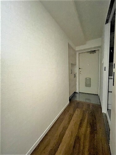 ライオンズプラザ川口本町 玄関　内装後