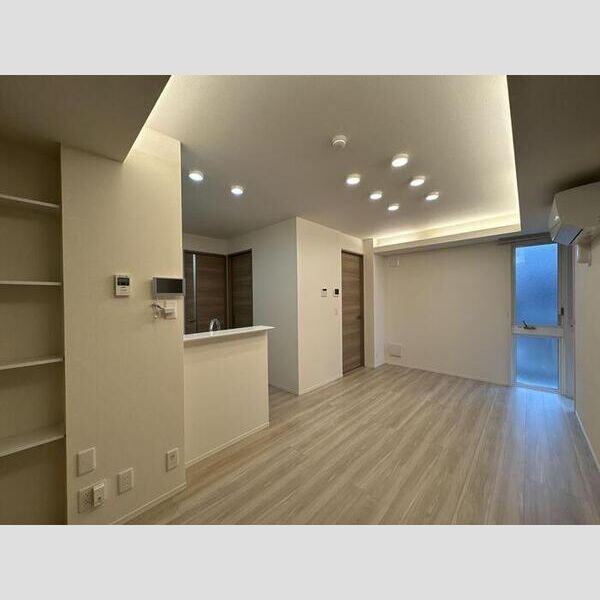 セレスティア扇Ⅲ101号室 リビング