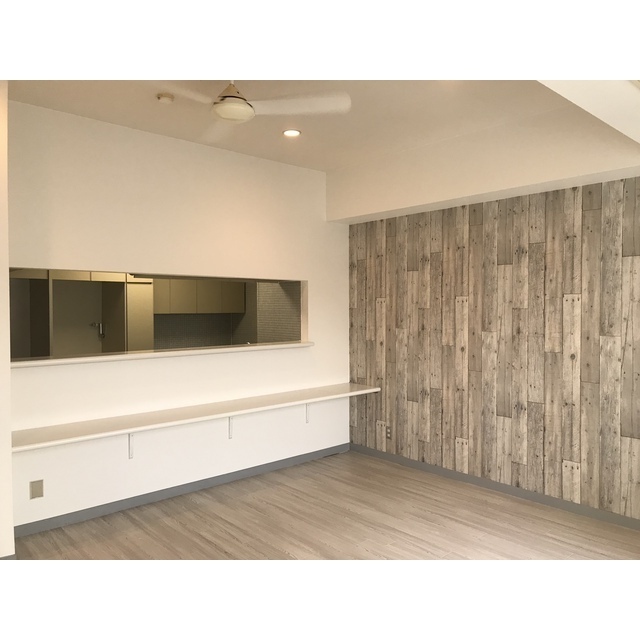 ポートタワー山下町 内観