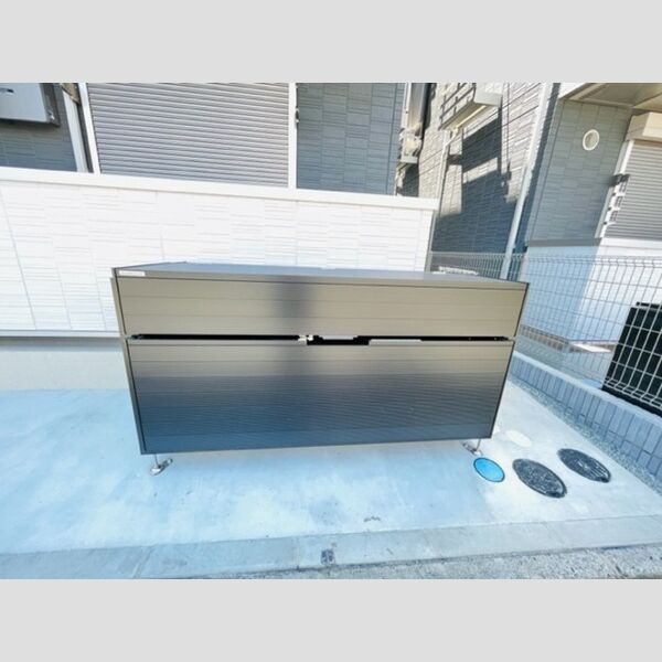 渚202号室 ゴミ置き場