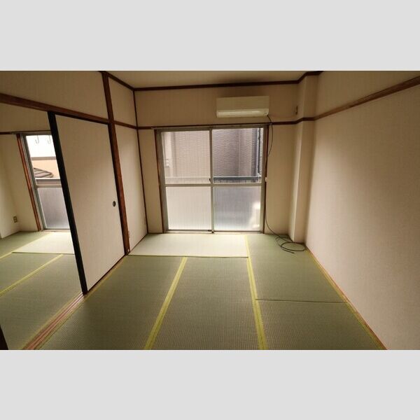 ヴィラ松本 和室6帖