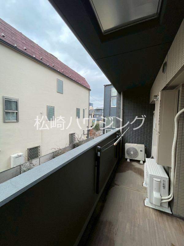 オープンレジデンシア中野中央3階 バルコニー