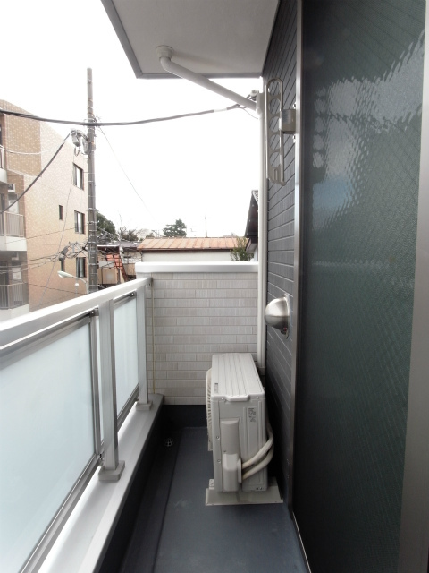 リブリ・Calm鵜の木2階 バルコニー