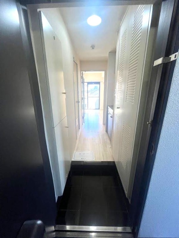 ローズガーデンＡ５２(A-052) 玄関