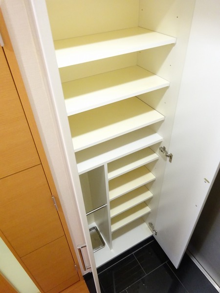 グリフォーネ横浜・伊勢町 収納