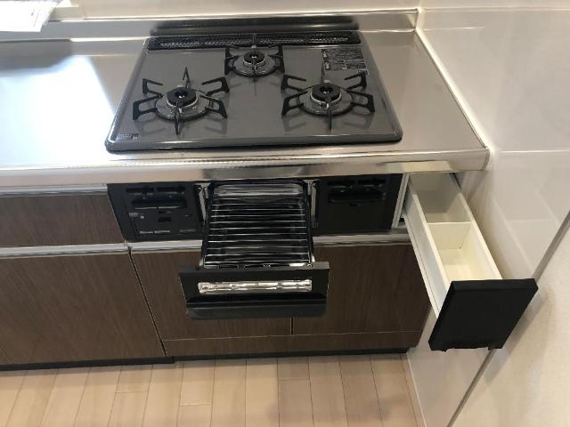 Ｓｈａｎｇｒｉ-Ｌａ　-シャングリラ-101号室 キッチン