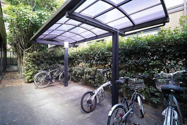 ＯＺ壱番街1階 駐輪場