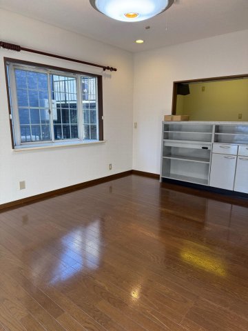 東大和市湖畔大型戸建て リビング