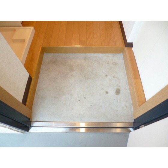 ＬＵＭＩＥＬＥ　Ｓ・ＫⅡ0304号室 玄関