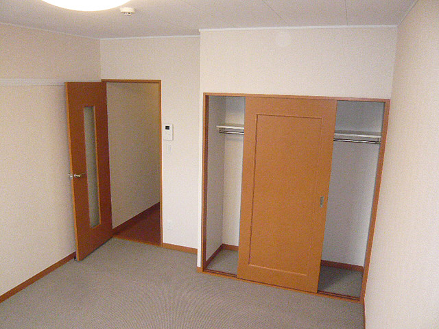 レオパレスアイゼンバーン204号室 リビング