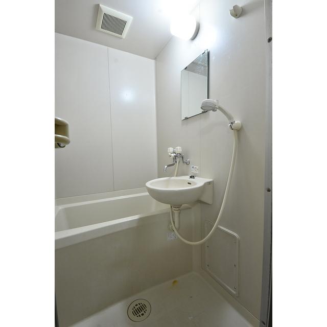 レクエルド烏山2階 バス