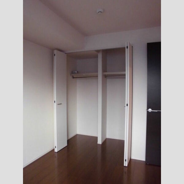 HANABUSA　Ⅰ クローゼット