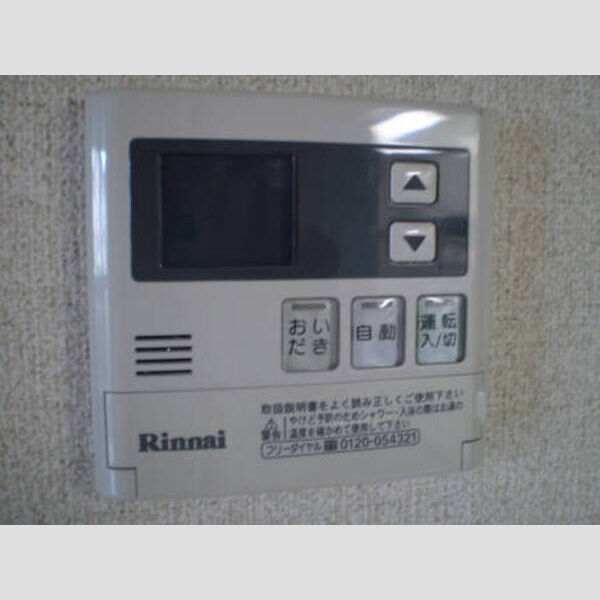 グランドゥールB202号室 同建物別部屋の参考画像