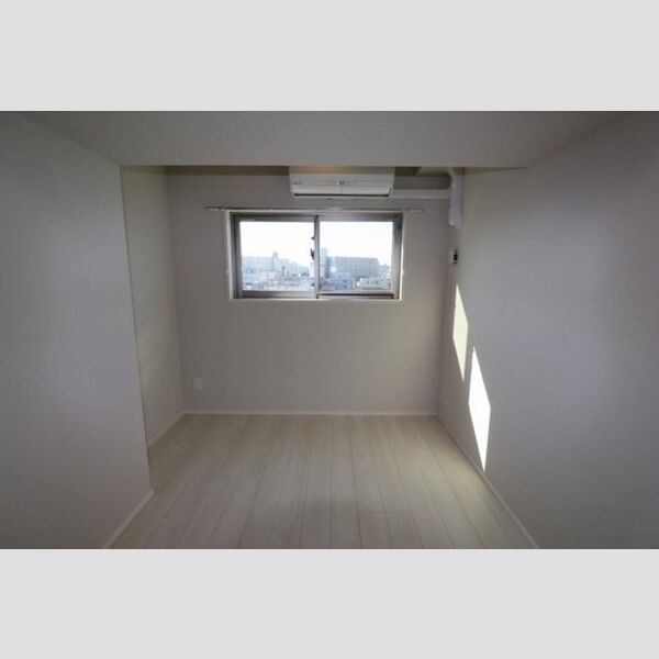 サンジョイアゼロ506号室 洋室5.4帖