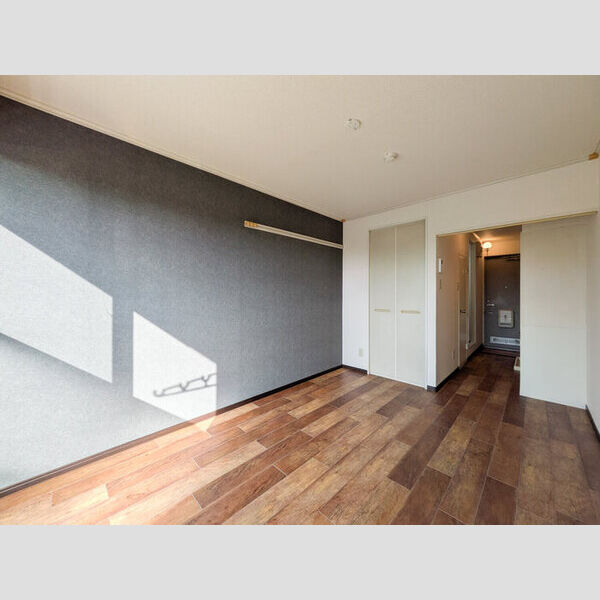 スクエア高砂 洋室約6.0帖