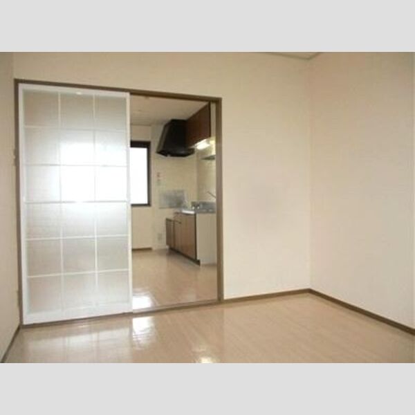 パークアベニュー　D201号室 洋室からダイニング