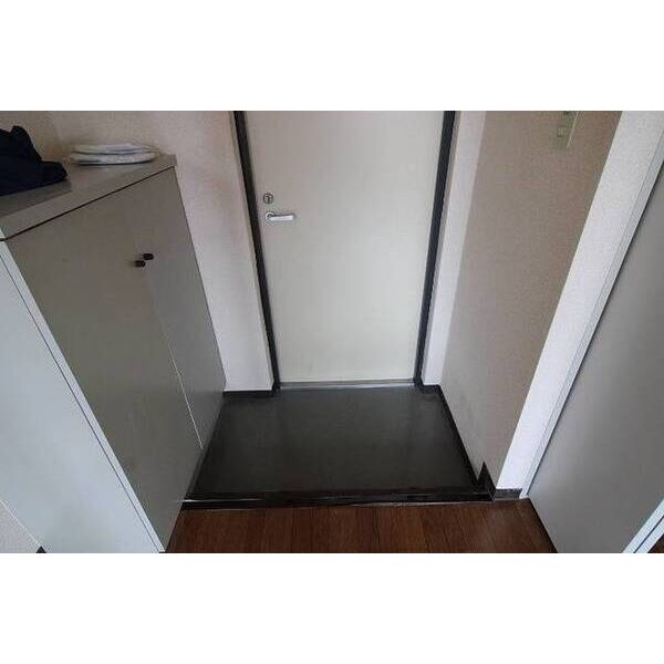 メゾン・ド・ヴィレ　鷺沼0413号室 玄関