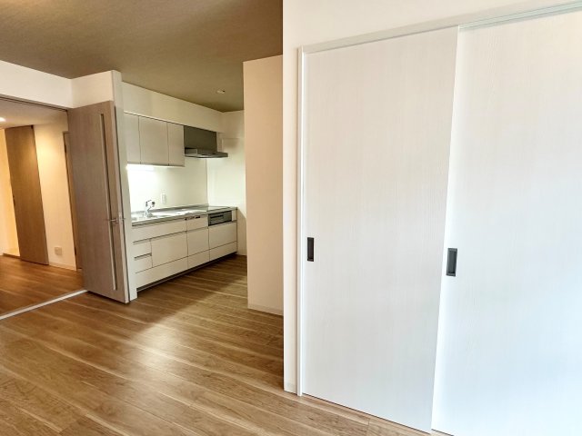 プライムアーバン武蔵小杉comodo 参考写真（別部屋フルリニューアル時）