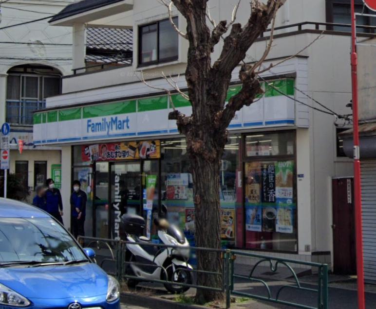 ハウスベルビュー 【コンビニエンスストア】ファミリーマート 上十条一丁目店まで75ｍ